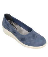 Ladies Cushion Walk Casual Closed Wedge | R349.90 | Eagle Clothing | Plus Size | Big & Tall