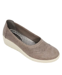 Ladies Cushion Walk Casual Closed Wedge | R349.90 | Eagle Clothing | Plus Size | Big & Tall